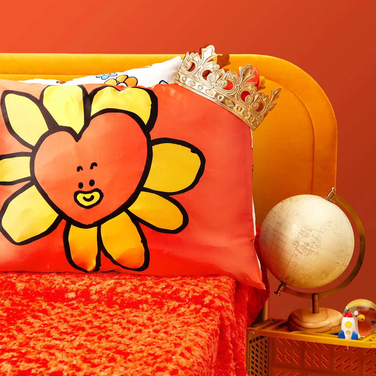 Kitsch x BT21 Satin Pillowcase in TATA - King - Image 3